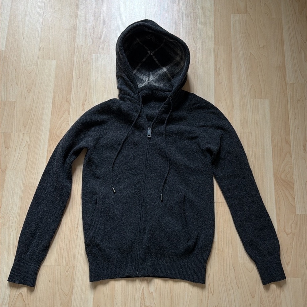 Burberry unisex extra fine merino wool grey zip hoodie, size M small/ W medium